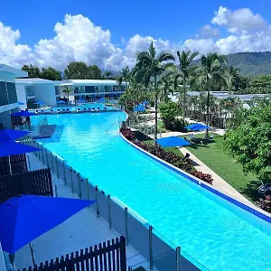 Aparthotel Pool Port Douglas