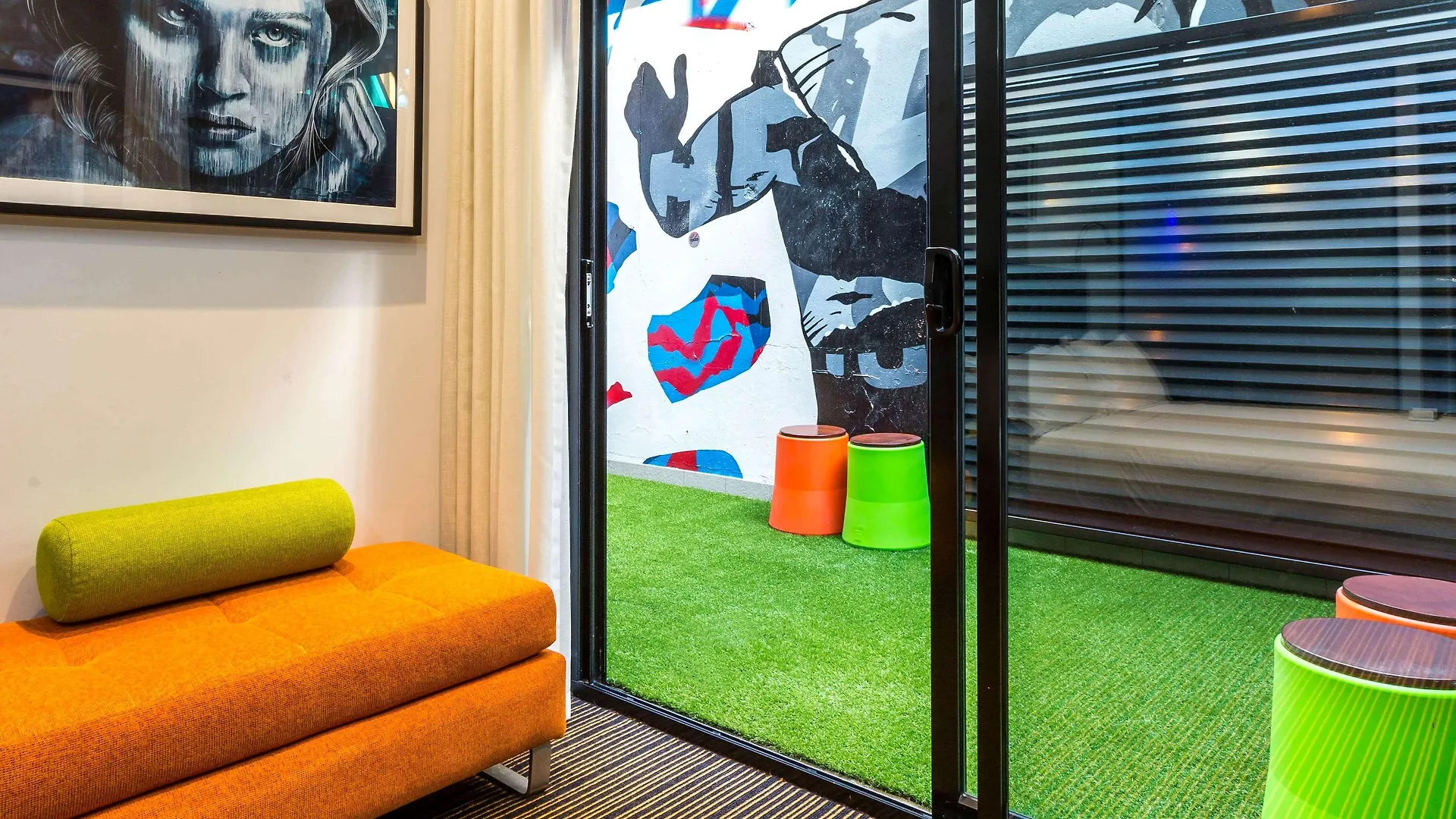 The Constance Fortitude Valley Brisbane Hotel